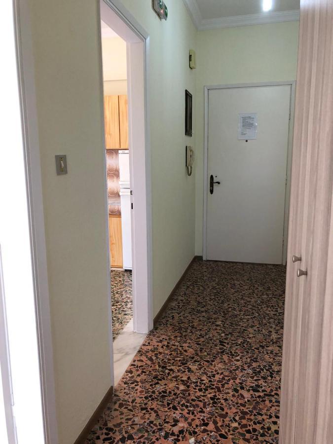 Anna'S House Apartment Vrasná Екстериор снимка